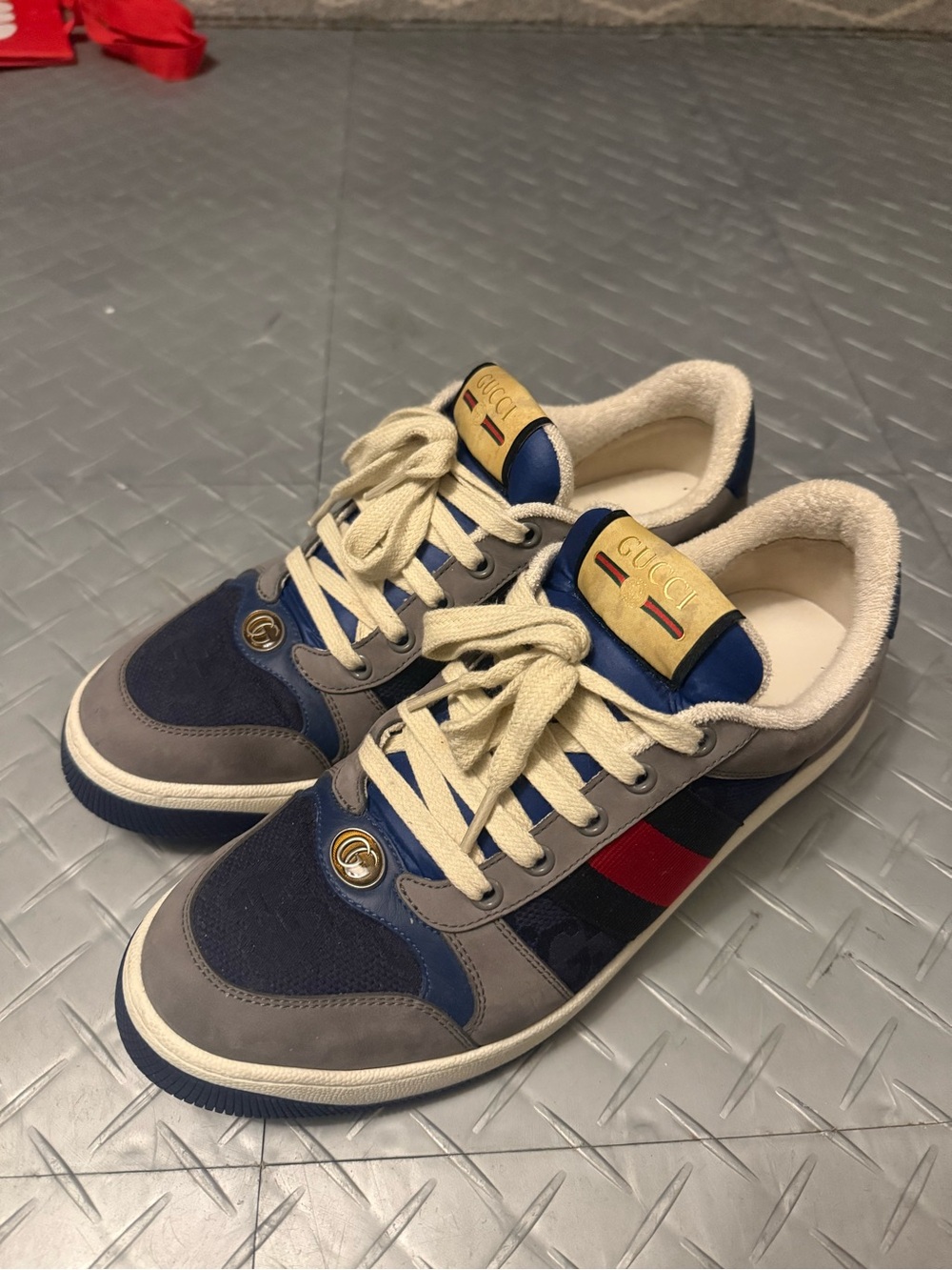 Gucci Men’s Navy, Gray & Red Low-Top Sneakers